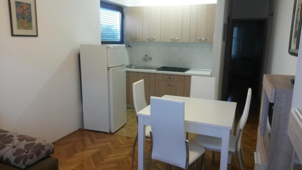 Apt Mirella Apartment Rovinj Oda fotoğraf