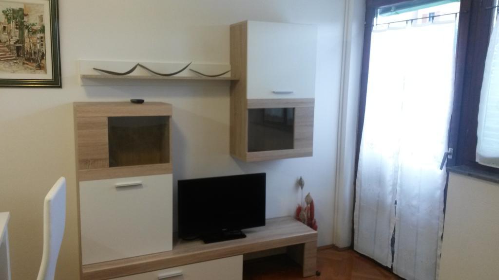 Apt Mirella Apartment Rovinj Oda fotoğraf